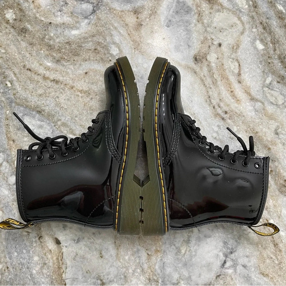 Dr. Martens YOUTH 1460 PATENT LEATHER LACE UP BOOTS size 2 - Picture 6 of 12